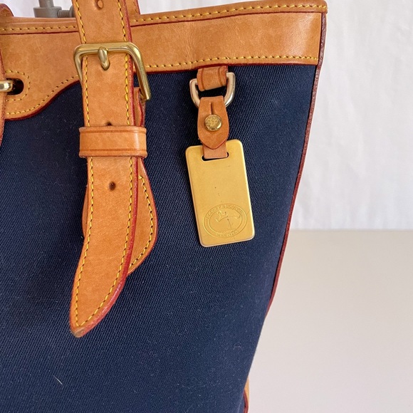 Dooney & Bourke nylon and leather purse navy - Picture 12 of 15